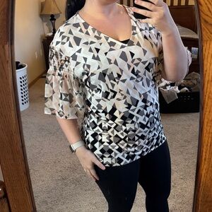 Calvin Klein Geometric V-Neck Flutter Sleeve Top - Black & Cream